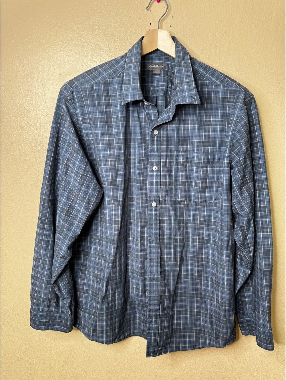 Eddie Bauer Men’s XL Blue Plaid Long Sleeve Button-Down Shirt Cotton Blend